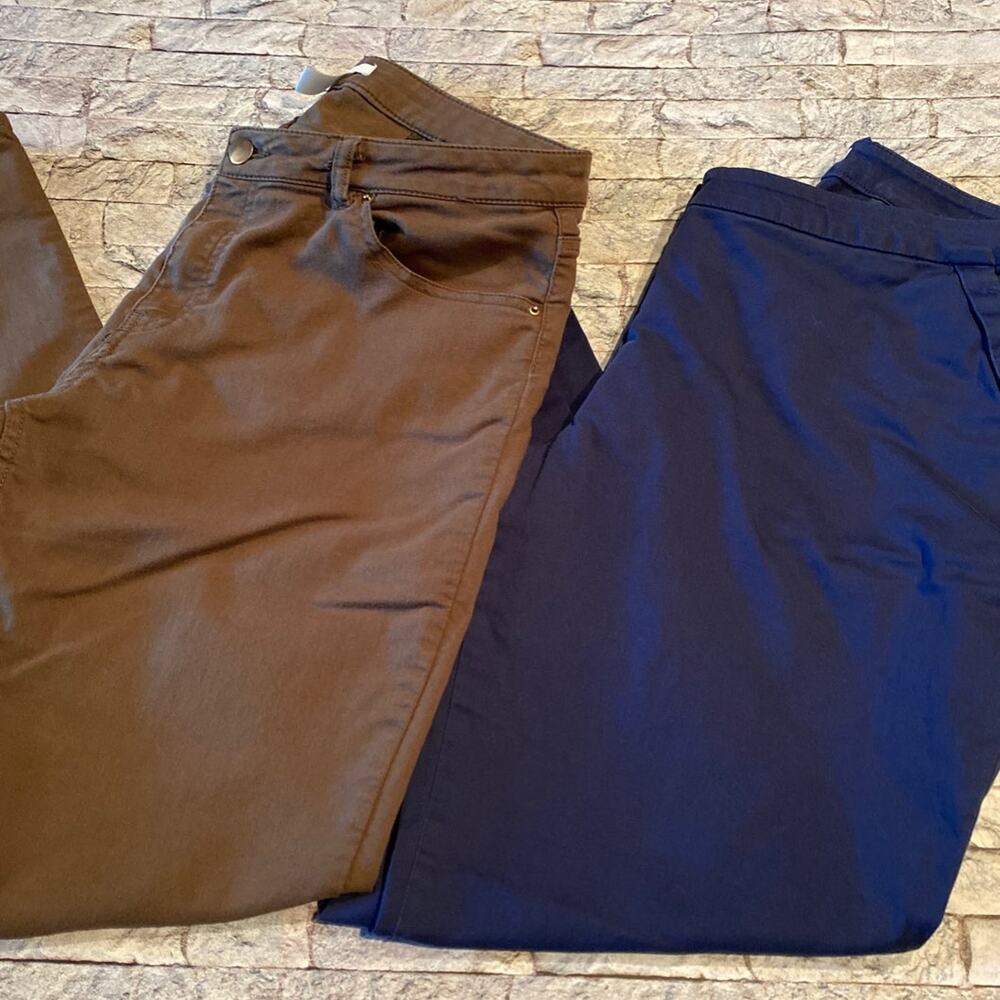 2 pairs of Sz 14 H&M Pants/ cropped pant